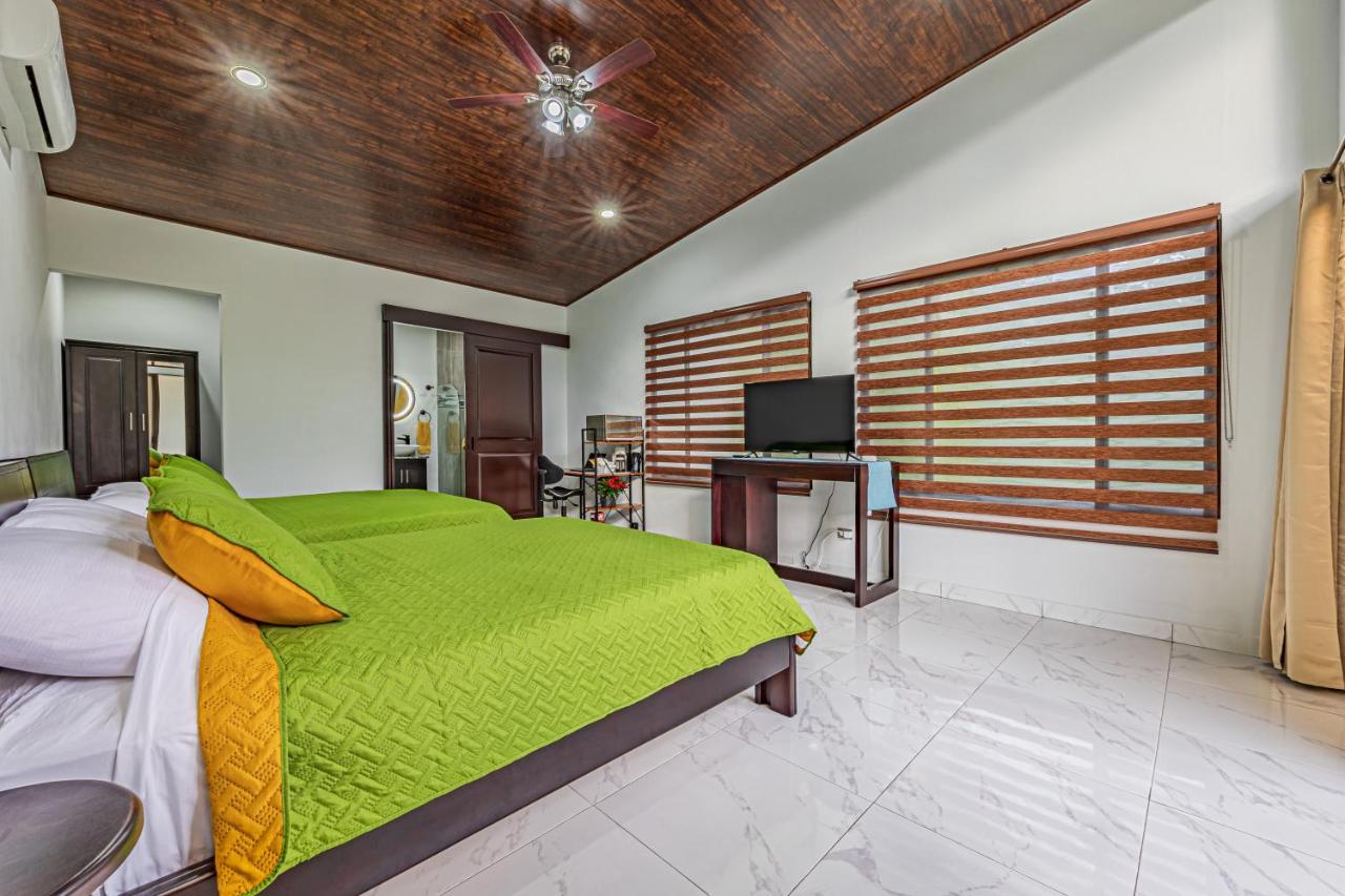 Shalom Chamo Villas 乌维塔 外观 照片